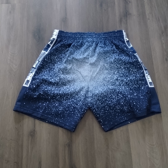 XL Mitchell & Ness Georgetown Hoyas Navy Swingman Basketball Shorts Mens Retake - Picture 7 of 8